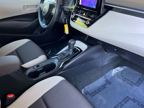 Certified 2025 Toyota Corolla LE FWD image 15