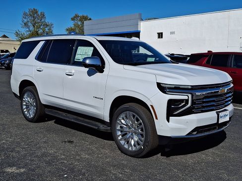 New 2026 Chevrolet Tahoe Premier w/ Sun And Tow Package AWD/4WD image 1