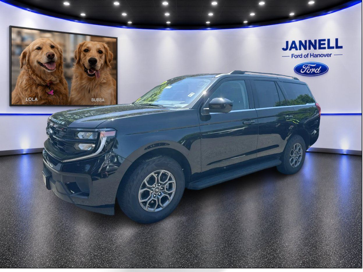 Used 2025 Ford Expedition Active AWD/4WD image 1