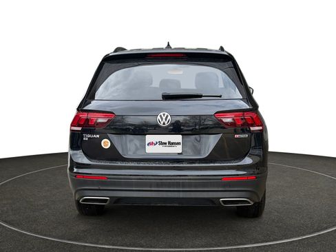Used 2019 Volkswagen Tiguan SE w/ Panoramic Sunroof Package AWD/4WD image 5