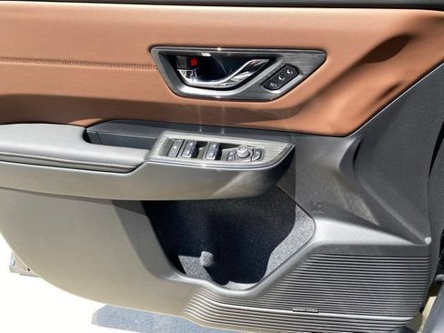 New 2026 Subaru Outback Touring AWD/4WD image 13