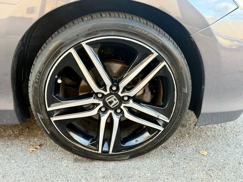 Used 2017 Honda Accord EX-L image 13