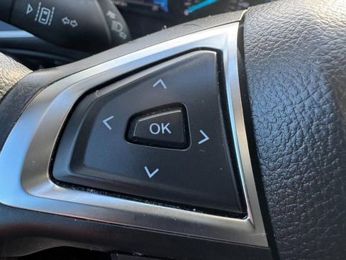 Used 2024 Ford Edge SEL w/ Convenience Package image 16