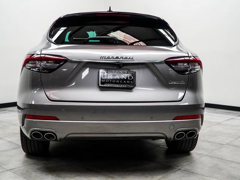 Used 2022 Maserati Levante GT image 9