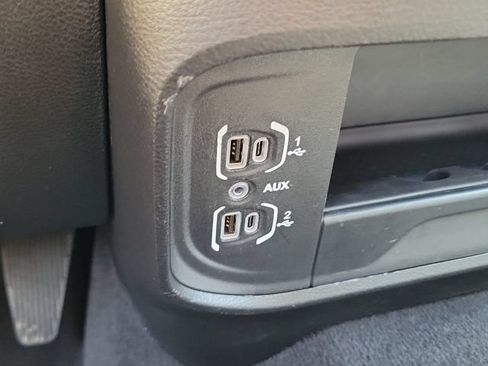 Used 2025 RAM 2500 Big Horn AWD/4WD image 31