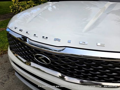 Used 2021 Kia Telluride LX FWD image 57