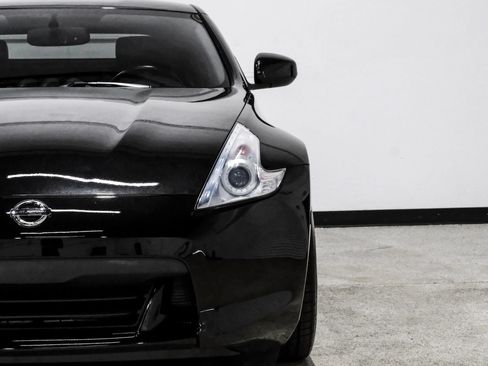 Used 2012 Nissan 370Z Touring w/ Sport Pkg RWD image 46