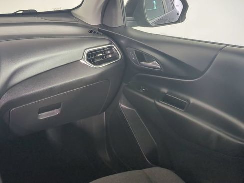 Used 2024 Chevrolet Equinox LT FWD image 20