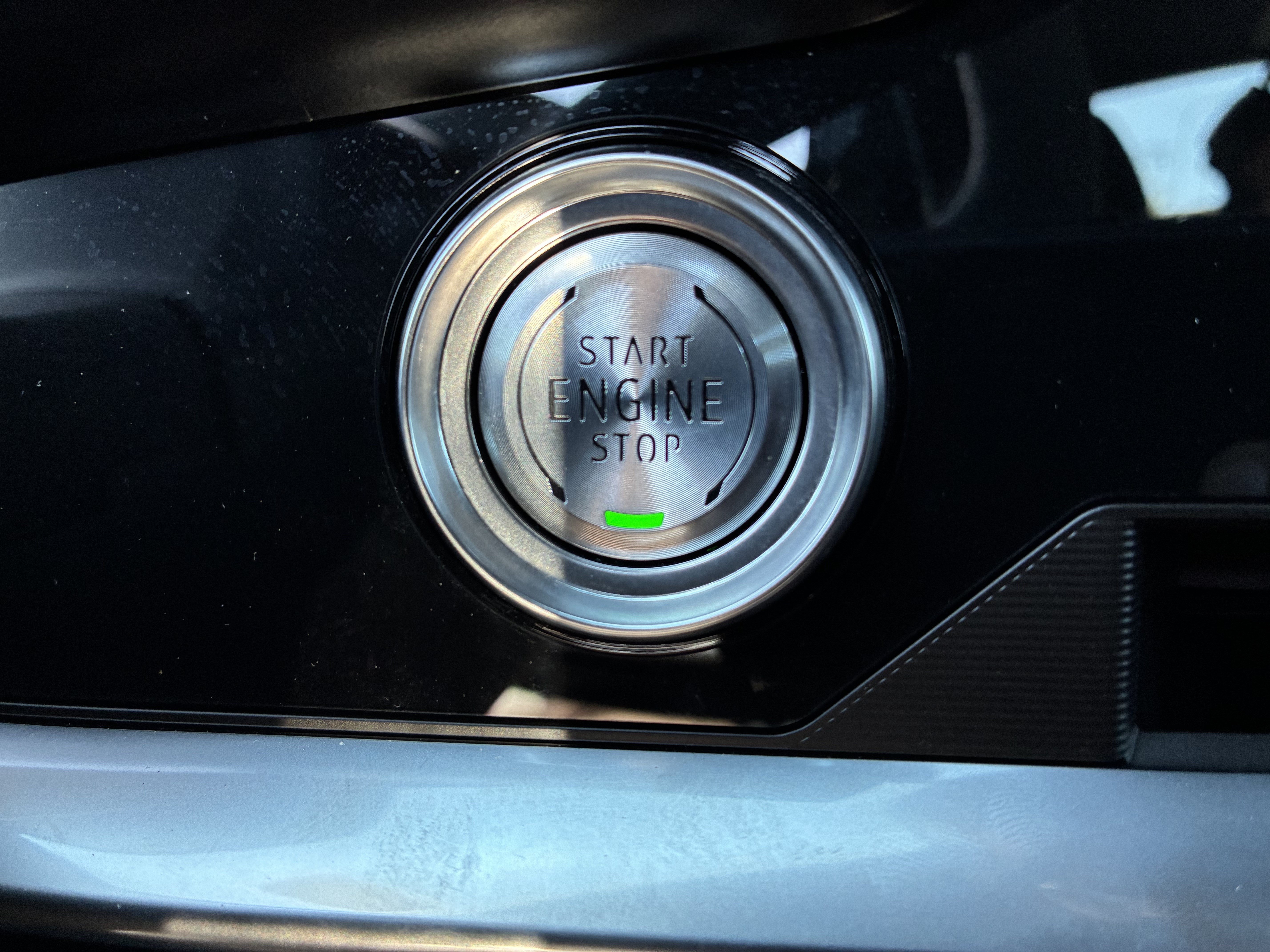 Used 2025 Chevrolet Corvette E-Ray AWD/4WD image 27