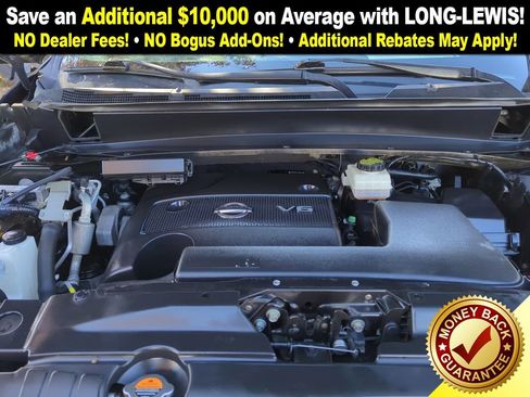 Used 2015 Nissan Pathfinder SV image 25