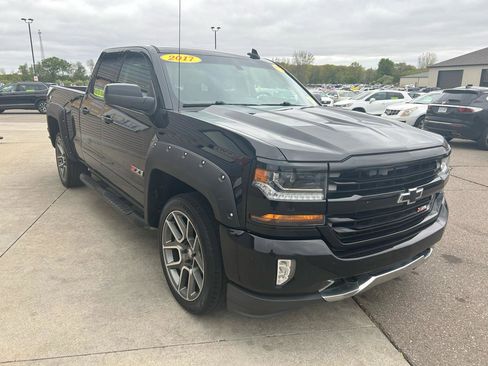 Used 2017 Chevrolet Silverado 1500 LT w/ Rally 2 Edition AWD/4WD image 3