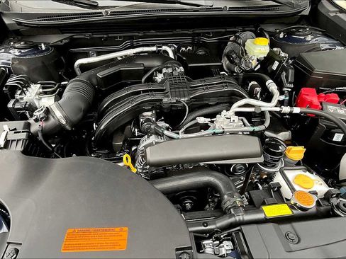 Used 2025 Subaru Outback Premium image 16
