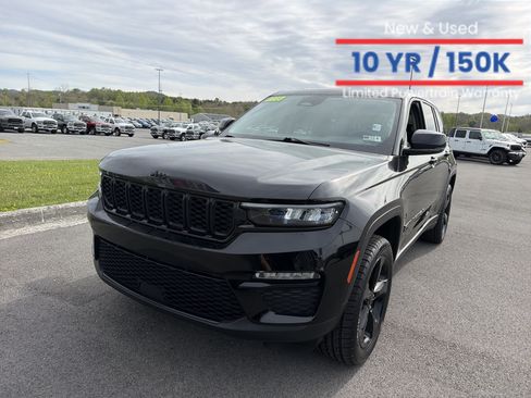Used 2023 Jeep Grand Cherokee Limited w/ Black Appearance Package RWD image 1
