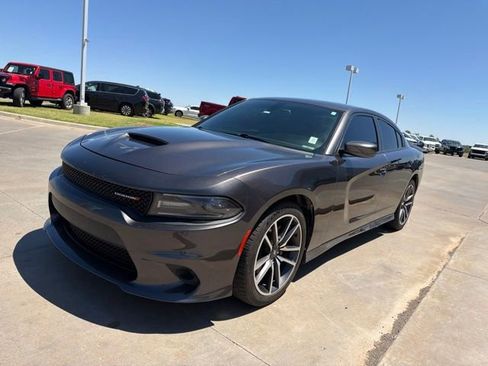 Used 2021 Dodge Charger R/T w/ Plus Group RWD image 3