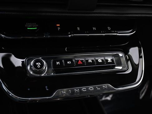 New 2026 Lincoln Corsair Premiere image 29