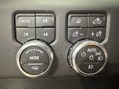 New 2026 GMC Sierra 2500 AT4 w/ AT4 Premium Plus Package image 22