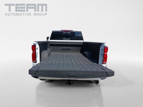Used 2024 Chevrolet Silverado 2500 High Country w/ High Country Premium Package AWD/4WD image 13