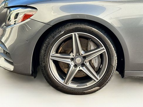 Used 2017 Mercedes-Benz E 300 E 300 image 38