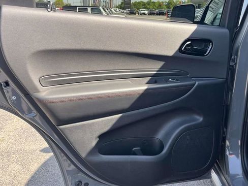 Used 2023 Dodge Durango GT AWD/4WD image 18