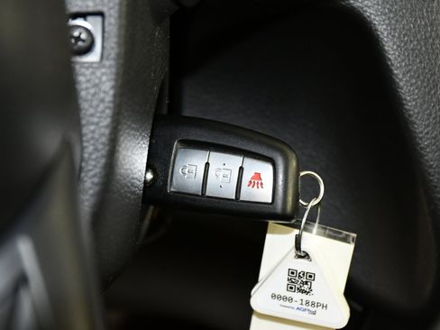 Used 2020 Nissan Rogue S w/ Special Edition Package image 25