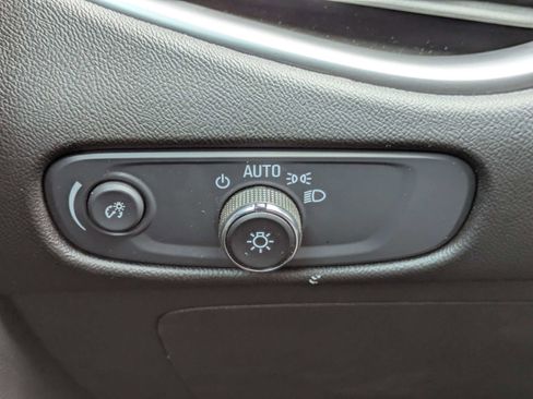 New 2024 Chevrolet Malibu LT FWD image 13