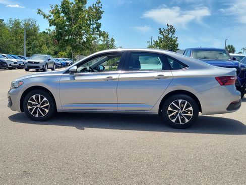 Used 2024 Volkswagen Jetta S image 5