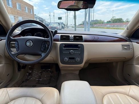 Used 2011 Buick Lucerne CXL FWD image 18