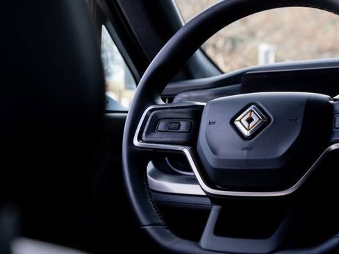 Used 2022 Rivian R1T Adventure image 43