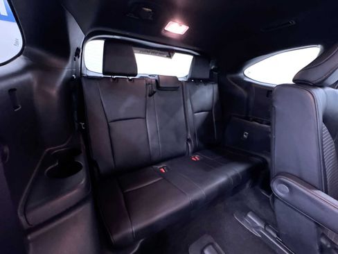 Used 2025 Toyota Highlander XSE AWD/4WD image 41