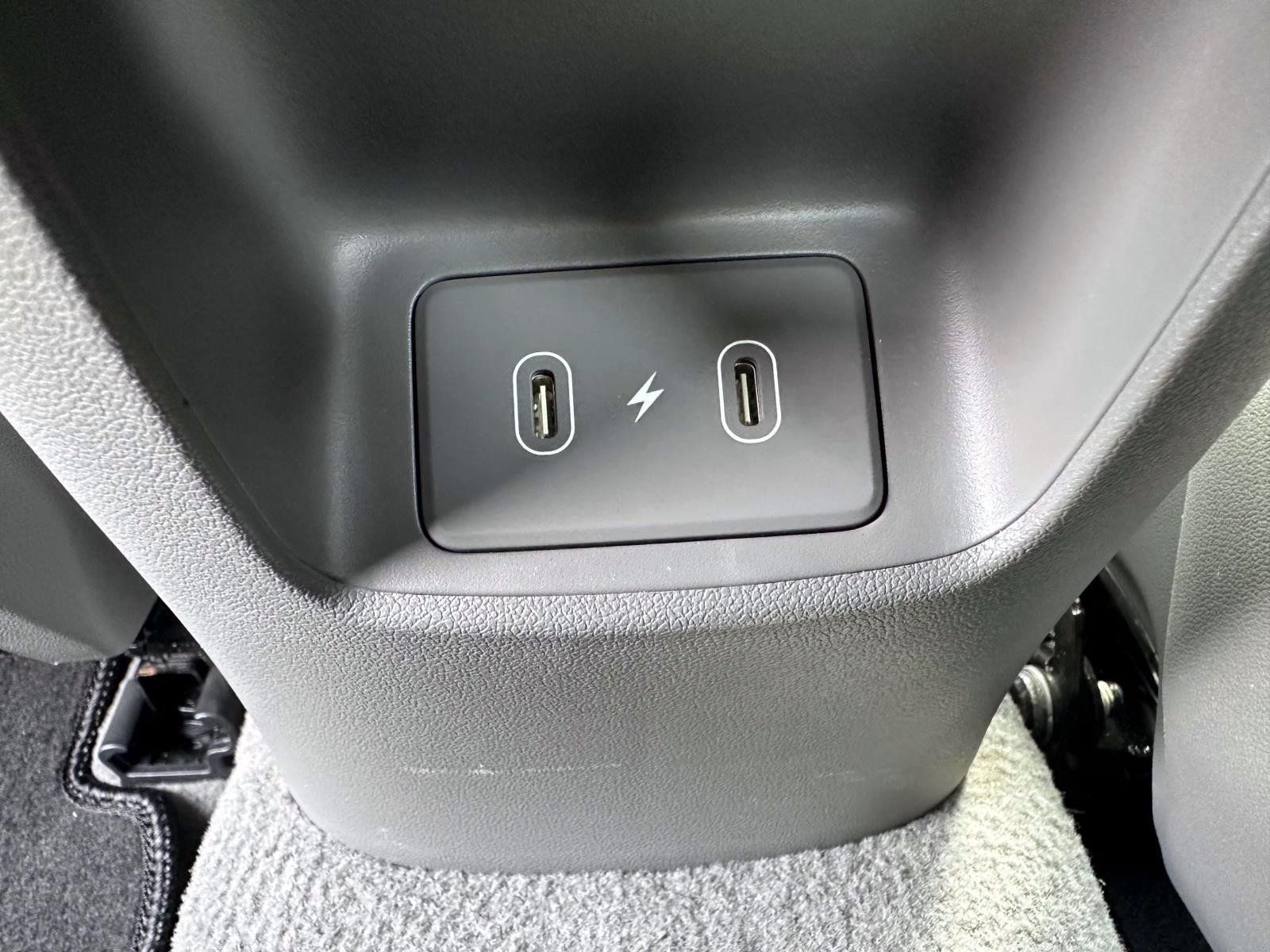 Used 2024 Hyundai Elantra SEL FWD image 13