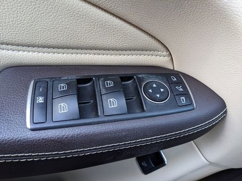 Used 2018 Mercedes-Benz GLE 350 4MATIC image 54