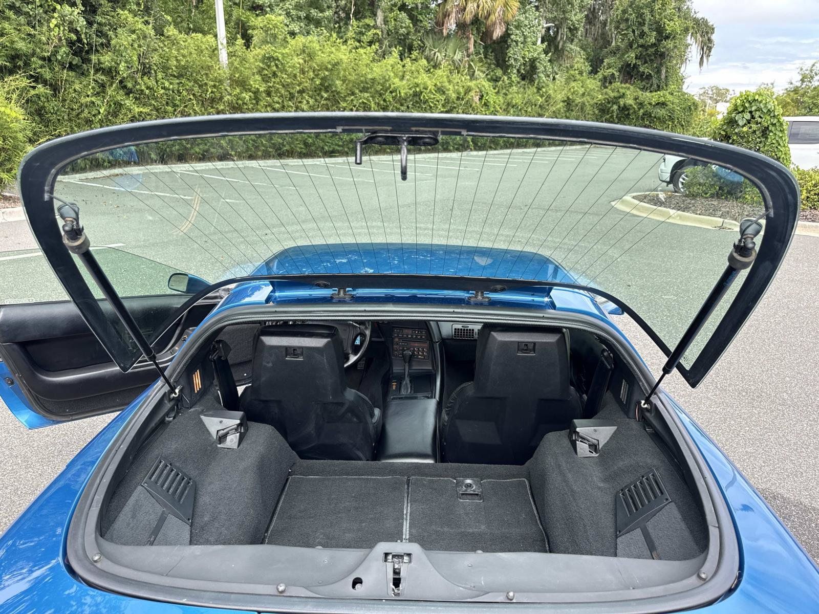 Used 1993 Chevrolet Corvette Coupe RWD image 31