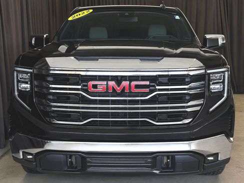 Used 2022 GMC Sierra 1500 SLT w/ SLT Convenience Package AWD/4WD image 5