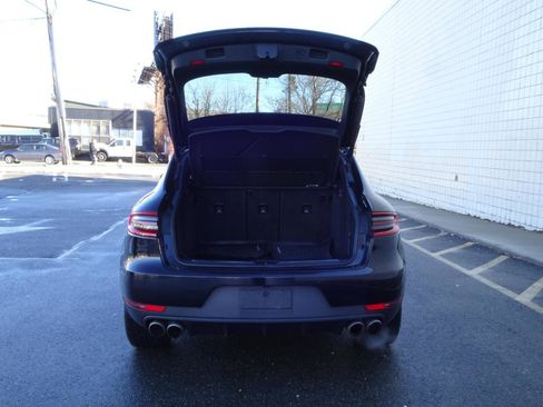 Used 2017 Porsche Macan S image 8