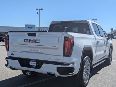 Used 2019 GMC Sierra 1500 Denali w/ Denali Ultimate Package image 3