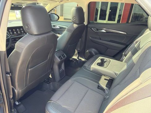 Used 2022 Buick Envision Preferred FWD image 16