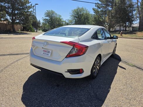 Used 2016 Honda Civic EX image 7