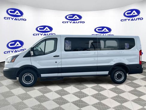 Used 2018 Ford Transit 350 XL image 7