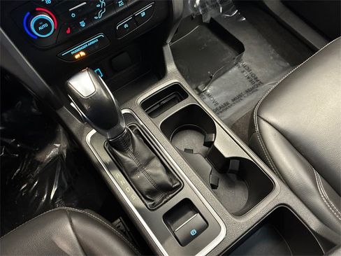 Used 2019 Ford Escape SEL image 20