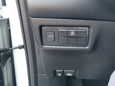 Used 2023 MAZDA CX-5 AWD 2.5 S w/ Premium Package image 16