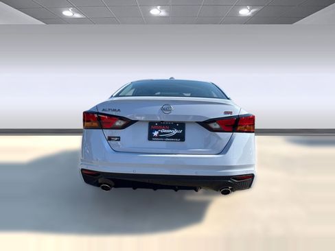 New 2025 Nissan Altima 2.5 SR w/ SR Premium Package image 10