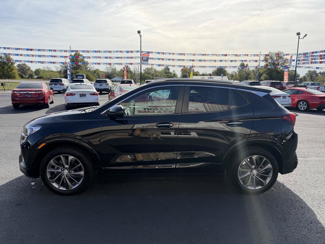 Used 2023 Buick Encore GX Select w/ Experience Buick Package FWD image 9
