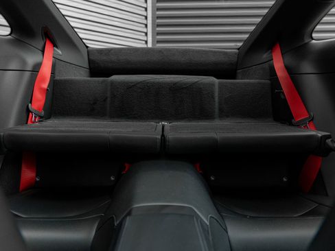 Certified 2025 Porsche 911 Carrera T RWD image 34