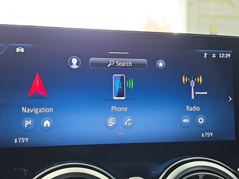 Used 2025 Mercedes-Benz GLA 250 image 21