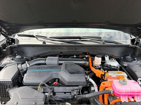Certified 2025 Hyundai Santa Fe SEL AWD/4WD image 15