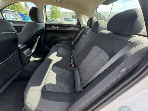 Used 2025 Kia K5 LXS image 24