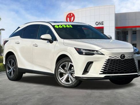 Used 2024 Lexus RX 350 Premium image 2