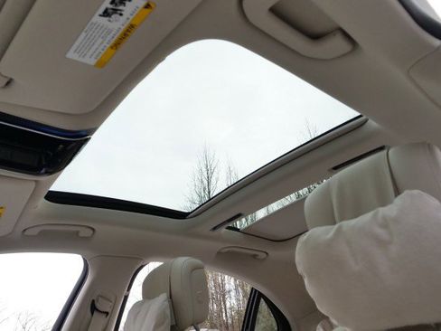 Used 2023 Mercedes-Benz S 580 4MATIC Sedan image 35