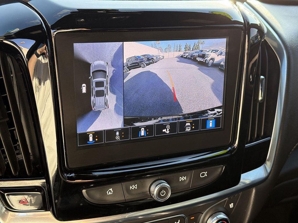 Used 2023 Chevrolet Traverse Premier w/ Redline Edition FWD image 14