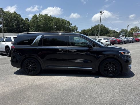 Used 2024 Kia Carnival SX Prestige FWD image 6